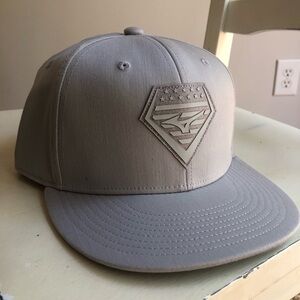 New w Tag: Mizuno RB Diamond Patch SnapBack Hat. One Size